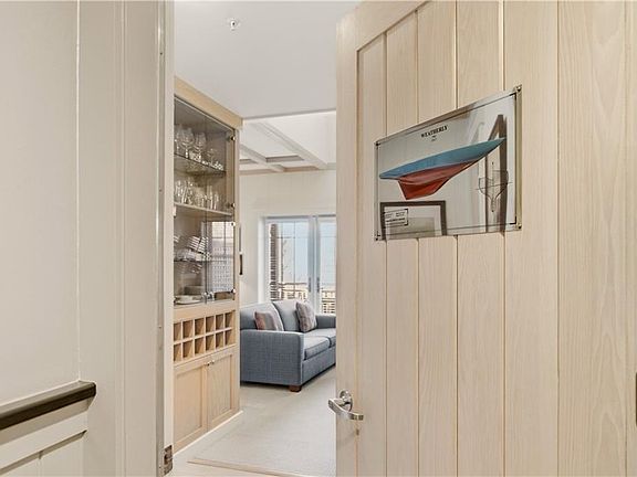 3rd image of 125 Corys Ln