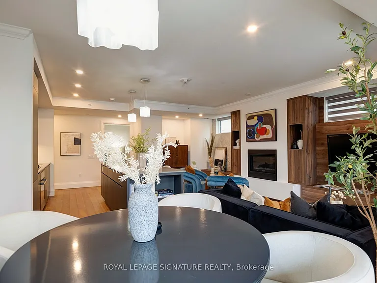 285 Avenue Rd #303 — Photo 18