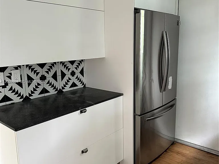 1431 Algeria Ave — Photo 23