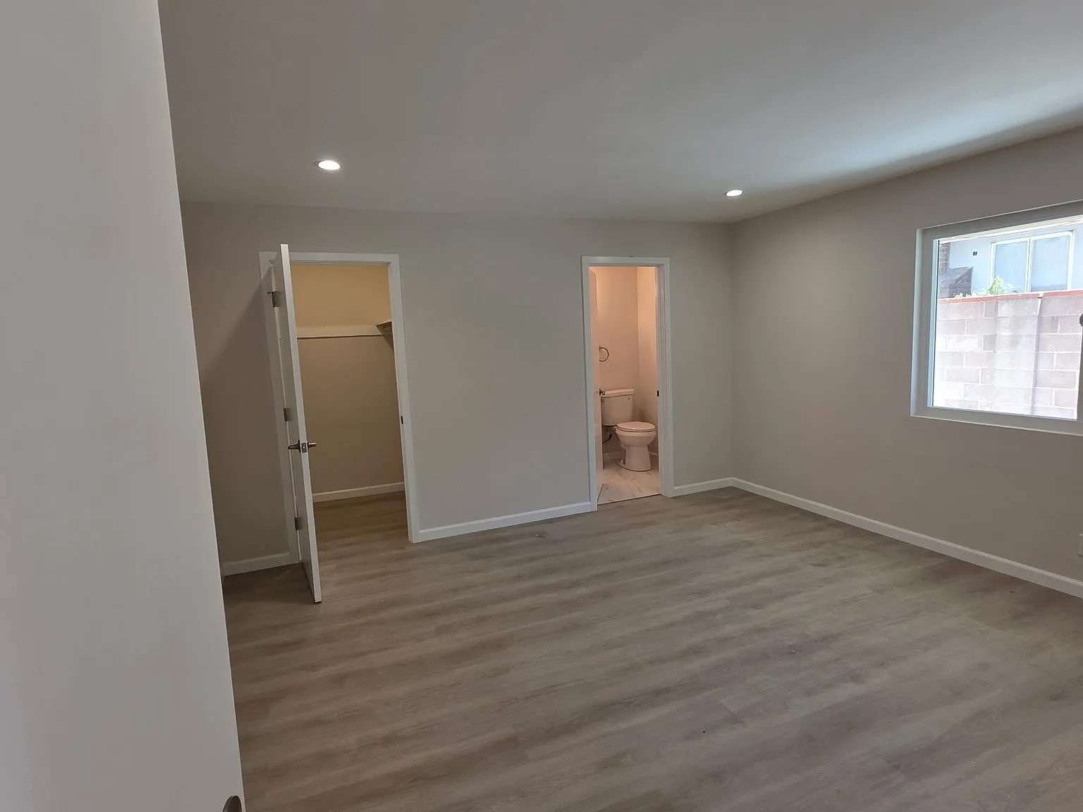 3 bed, 1150 sqft, $3,500 — Photo 4
