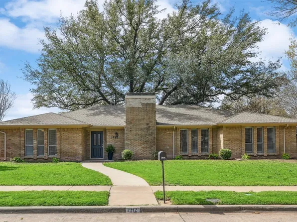 1912 Midcrest Dr, Plano, TX 75075