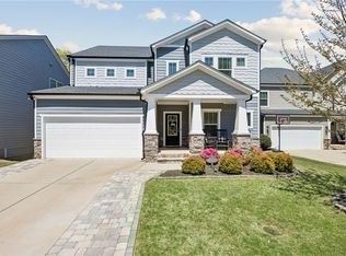 129 Grove View Rd, Woodstock, GA 30189