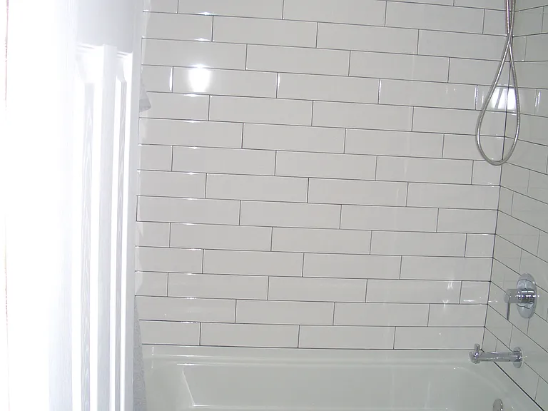 2376 Parsonage Woods Ln — Photo 10