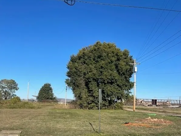 823 N 2nd St, Fort Smith, AR 72901