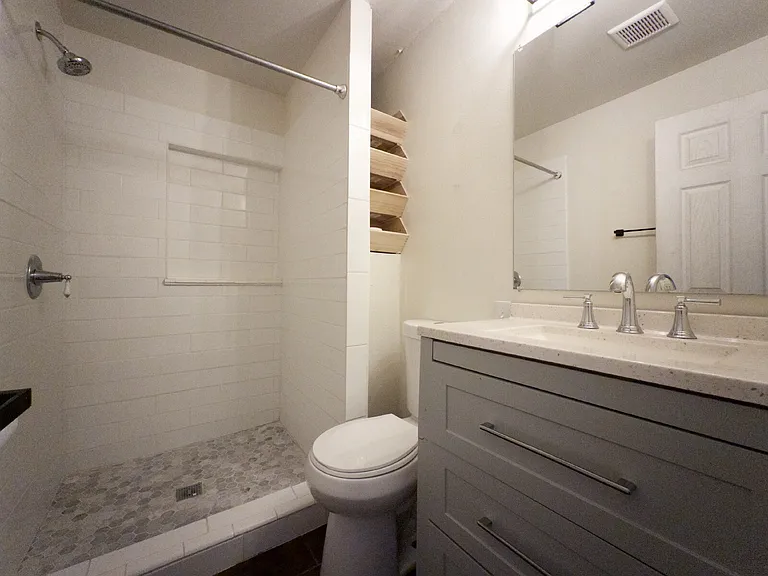 234 Hudson Ave — Photo 11