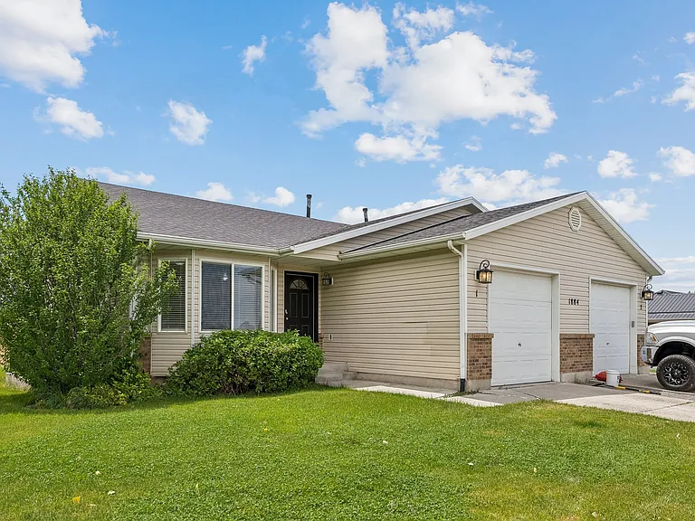 1884 Shepard Ln #1 — Photo 17