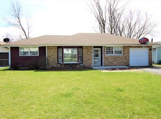 2305 Glendale Ct, Lindenhurst, IL 60046