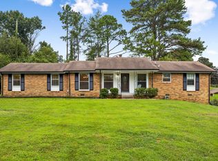 2322 Canterbury Rd, Clarksville, TN 37043