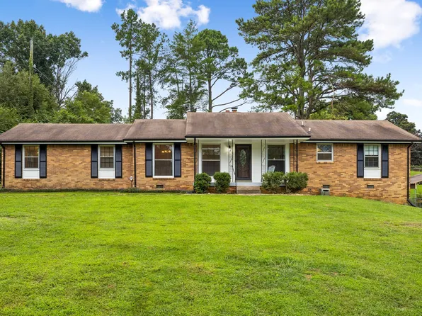 2322 Canterbury Rd, Clarksville, TN 37043