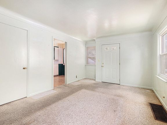 2nd image of 2106 Jerome Ave SW