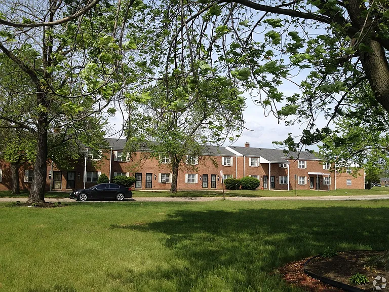 2301 Waverly Dr — Photo 26