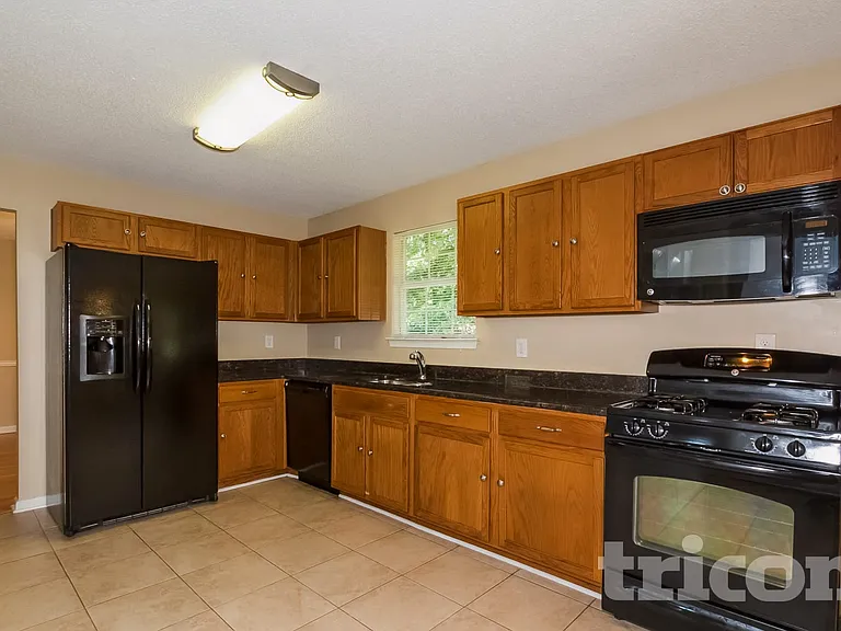 217 Metoyer Dr — Photo 6