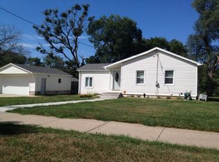 415 Webster St, Waterloo, IA 50703