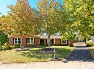 15 Leaside Ct, Ballwin, MO