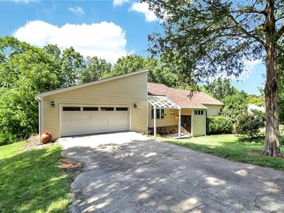 9924 Four Mile Creek Rd, Charlotte, NC, 28277