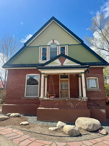 834 F St Photo 1