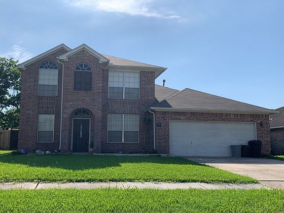 3rd image of 19410 Arbor Pines Ln