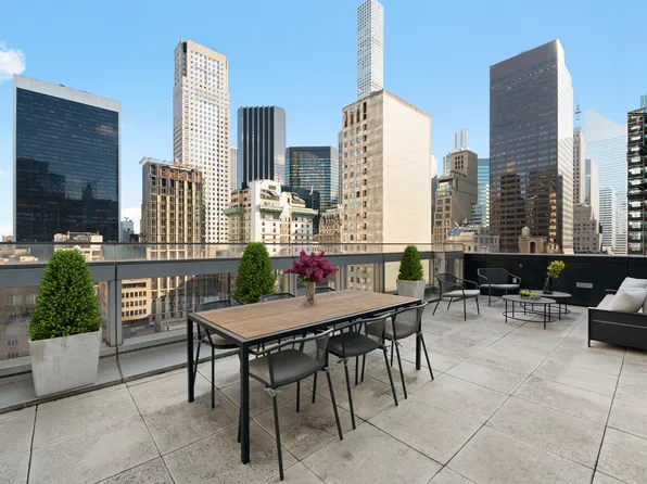 20 West 53rd Street image 6 of 15