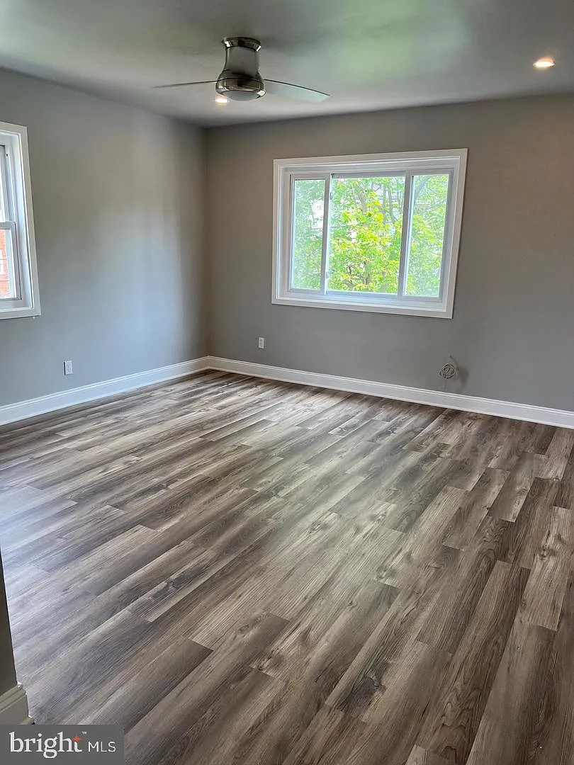 1 bed, 1.0 bath, $1,325 — Photo 1