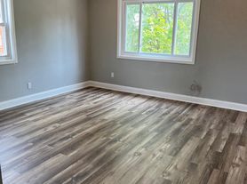 4219 Brooks St NE, Washington, DC