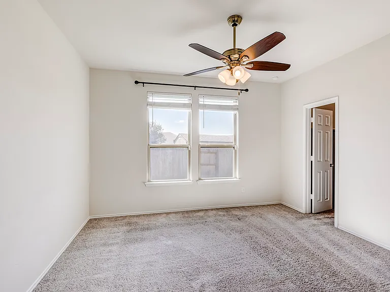 11617 Amber Stream Ln — Photo 23