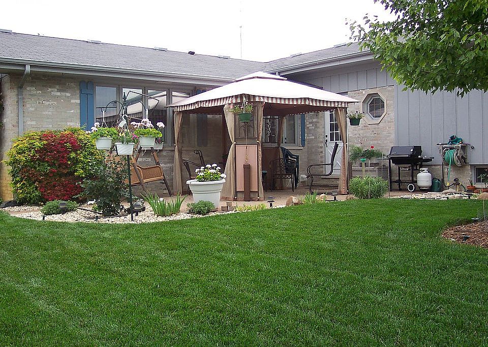 9911 Sussex Ct, Mokena, IL 60448 | Zillow
