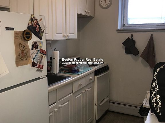 50 Charlesgate E #207 Boston - Fenway Unit Photo 3 (2)