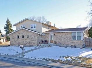 7418 W Frost Dr, Littleton, CO 80128