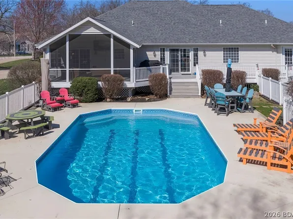 374 Fawn Meadows Dr, Linn Creek, MO 65052