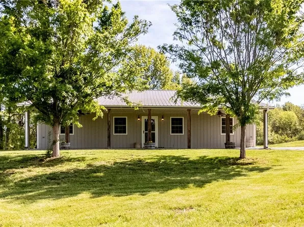 105 NW 1050th Rd, Warrensburg, MO 64093