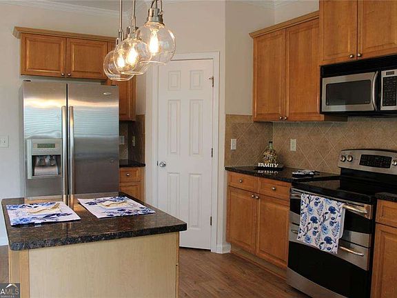3rd image of 2059 Liberty Ct NW
