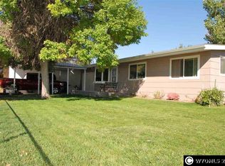 401 Thomas Ave, Worland, WY 82401