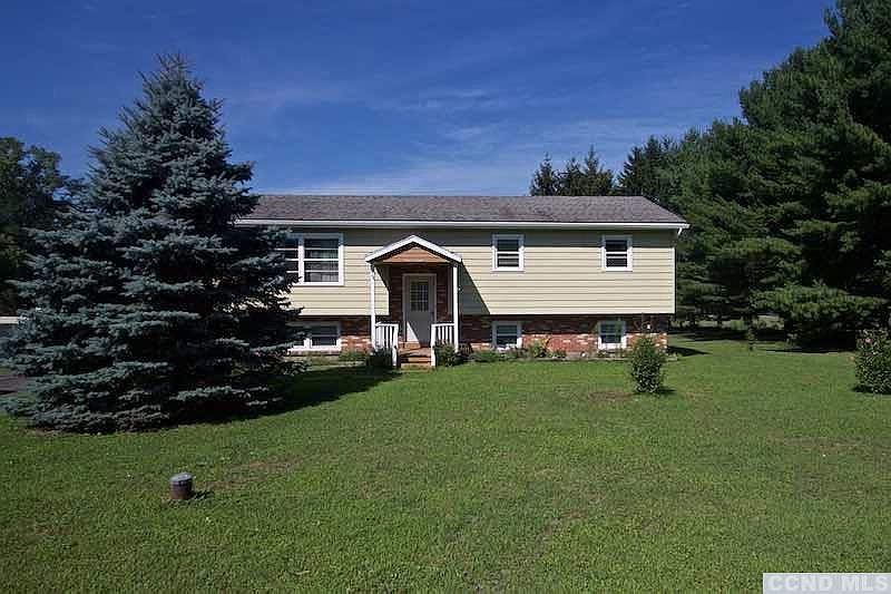 1st image of 60 Maple Ave