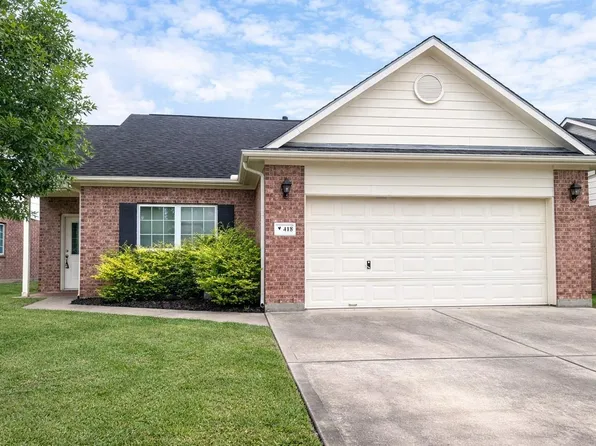 418 Price Dr, Wharton, TX 77488