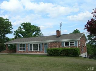 634 Oakland Dr, Chatham, VA 24531