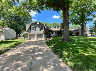 7520 Aberdeen St, Prairie Village, KS 66208