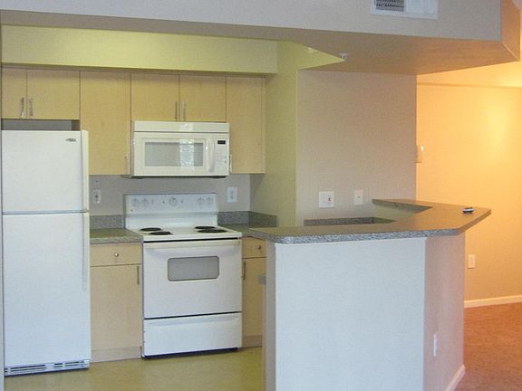 2nd image of 3623 NW Adriatic Ln #304