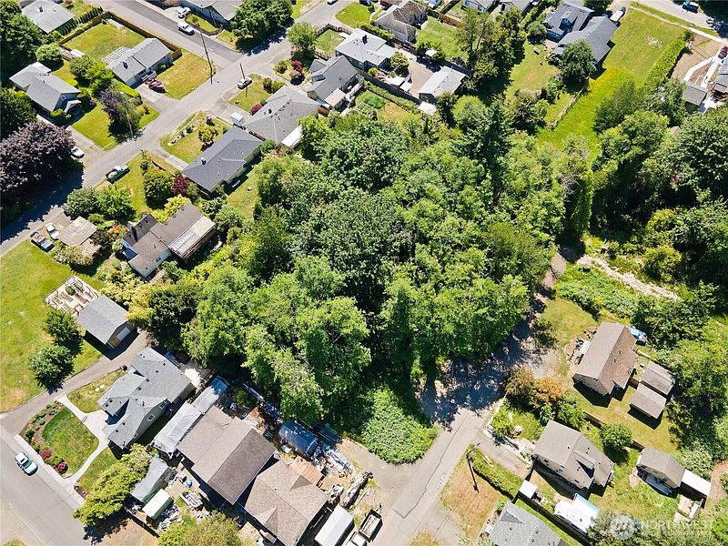 3rd image of 0 12th Avenue SE