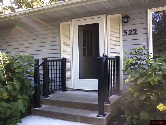 2nd image of 522 W Skaro Ave