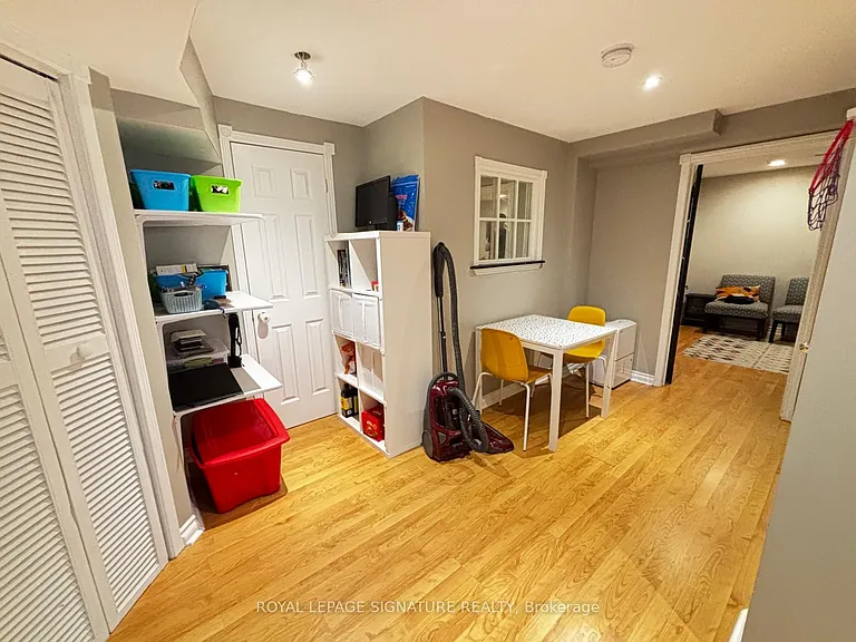 6568 Aston Martin Mews — Photo 23