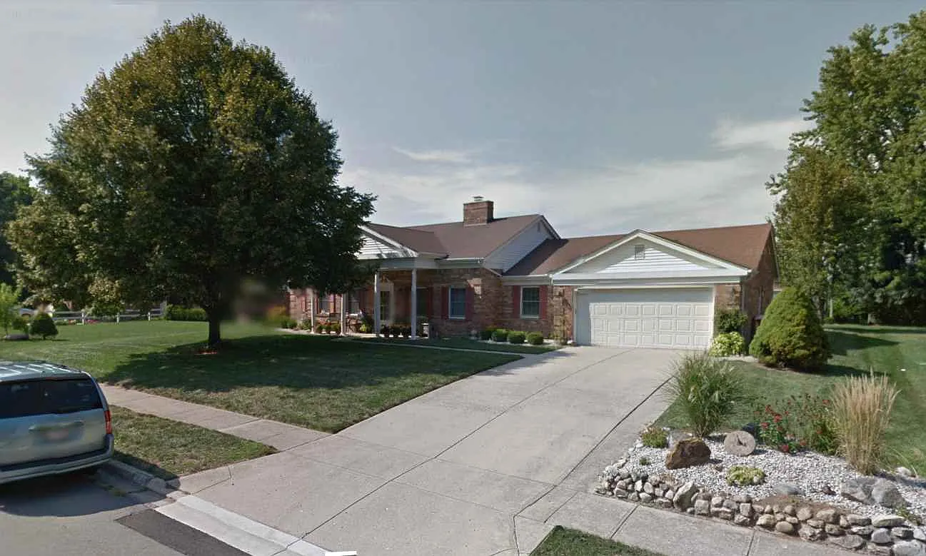 425 Rankin Dr photo 1