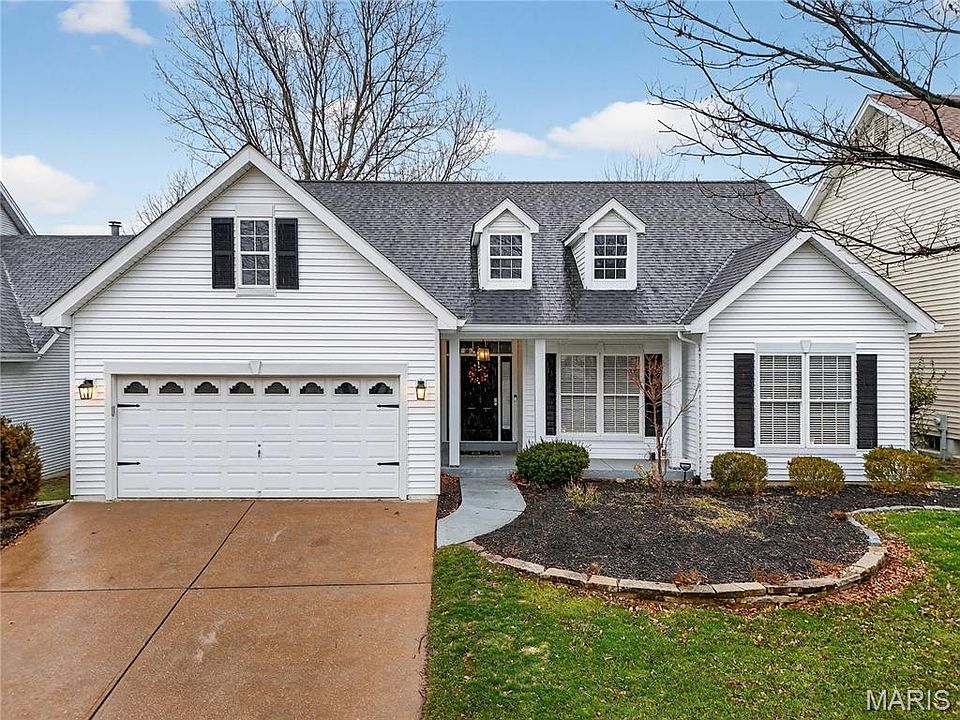 1st image of 931 Wellesley Place Dr