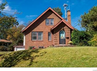 823 Leonard Dr, Saint Louis, MO