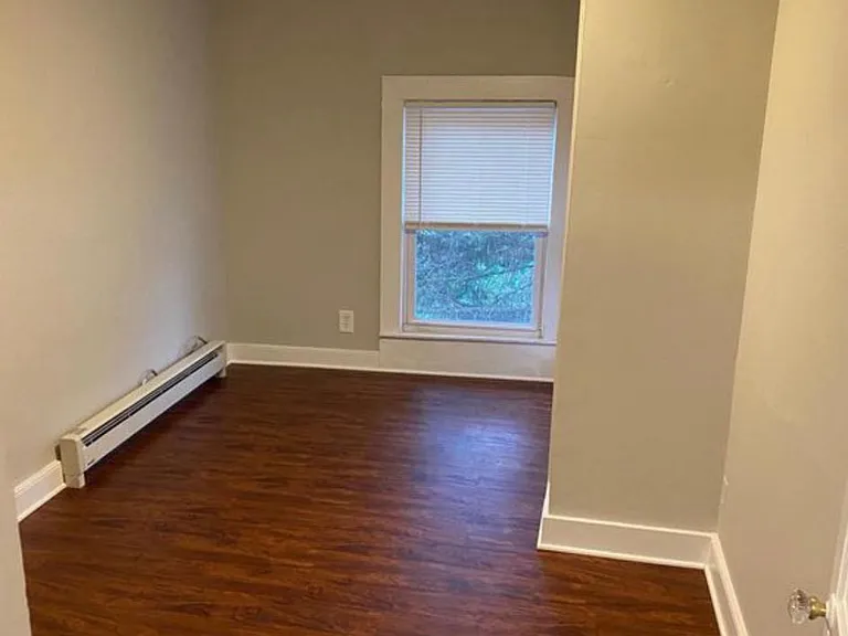 33 E Afton Ave #7 — Photo 3