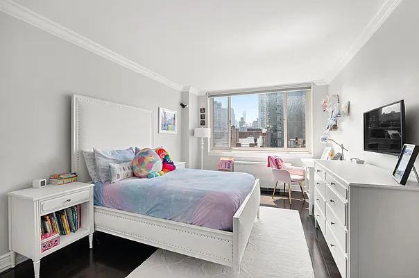 Sold by Corcoran | media 20