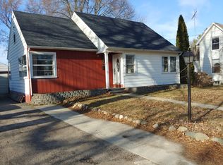 330 E Washington St, Belding, MI 48809