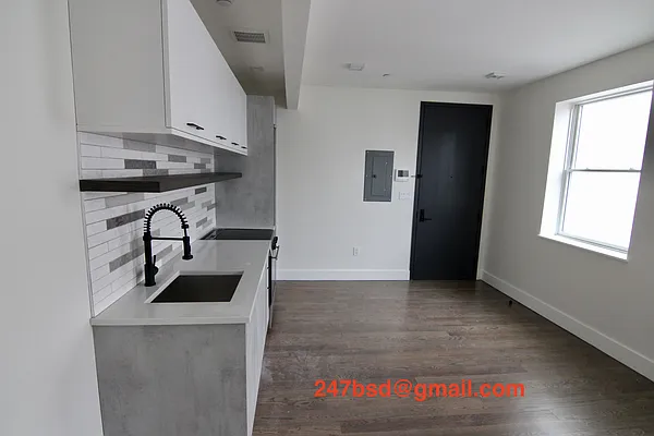 Rented by Lucky Apt Inc | media 12