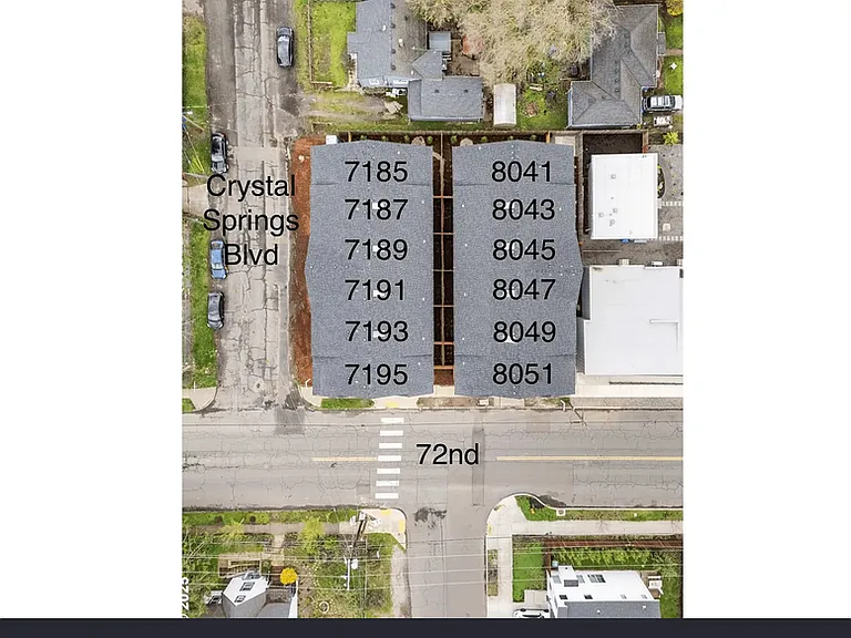 7193 SE Crystal Springs Blvd — Photo 14
