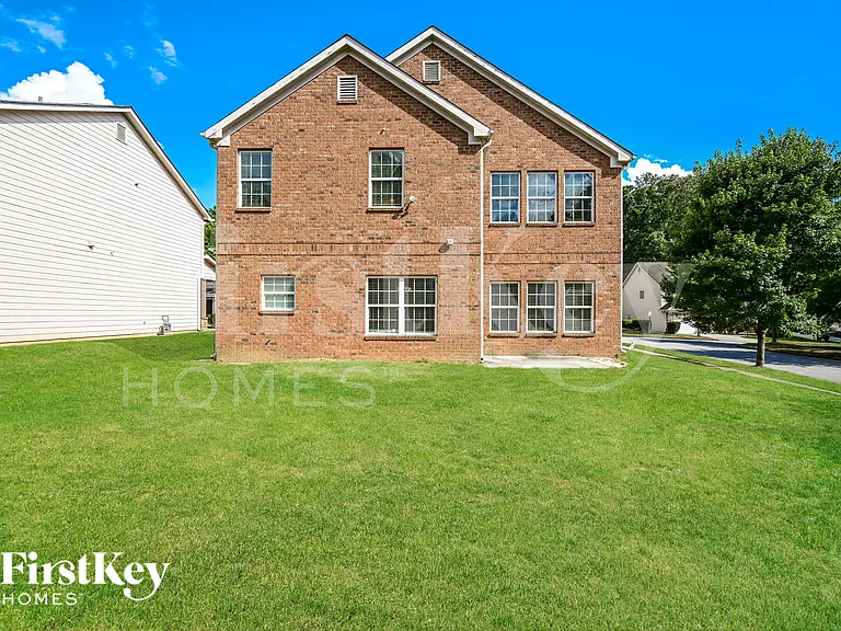 2501 Freemont St — Photo 18