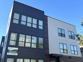 103 E John St